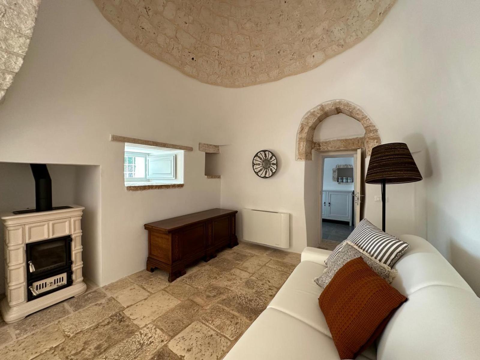 Trullo Claf Villa Ostuni Exterior photo